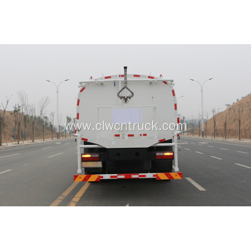 HOT New Dongfeng 6000gallons street water spray truck